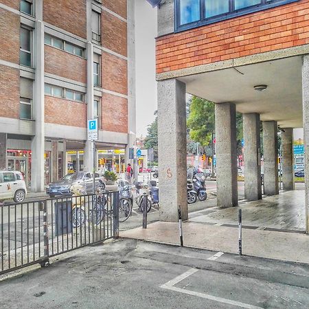 Central City Rooms M09 Apartment Bologna Exterior foto
